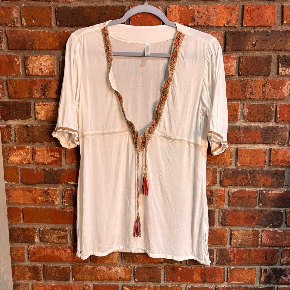 Macadamia Beachwear & Intimates women’s embroidered top cover up cream OS